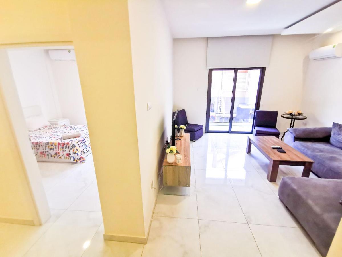 The White Pearl Apartment Larnaka Exterior foto